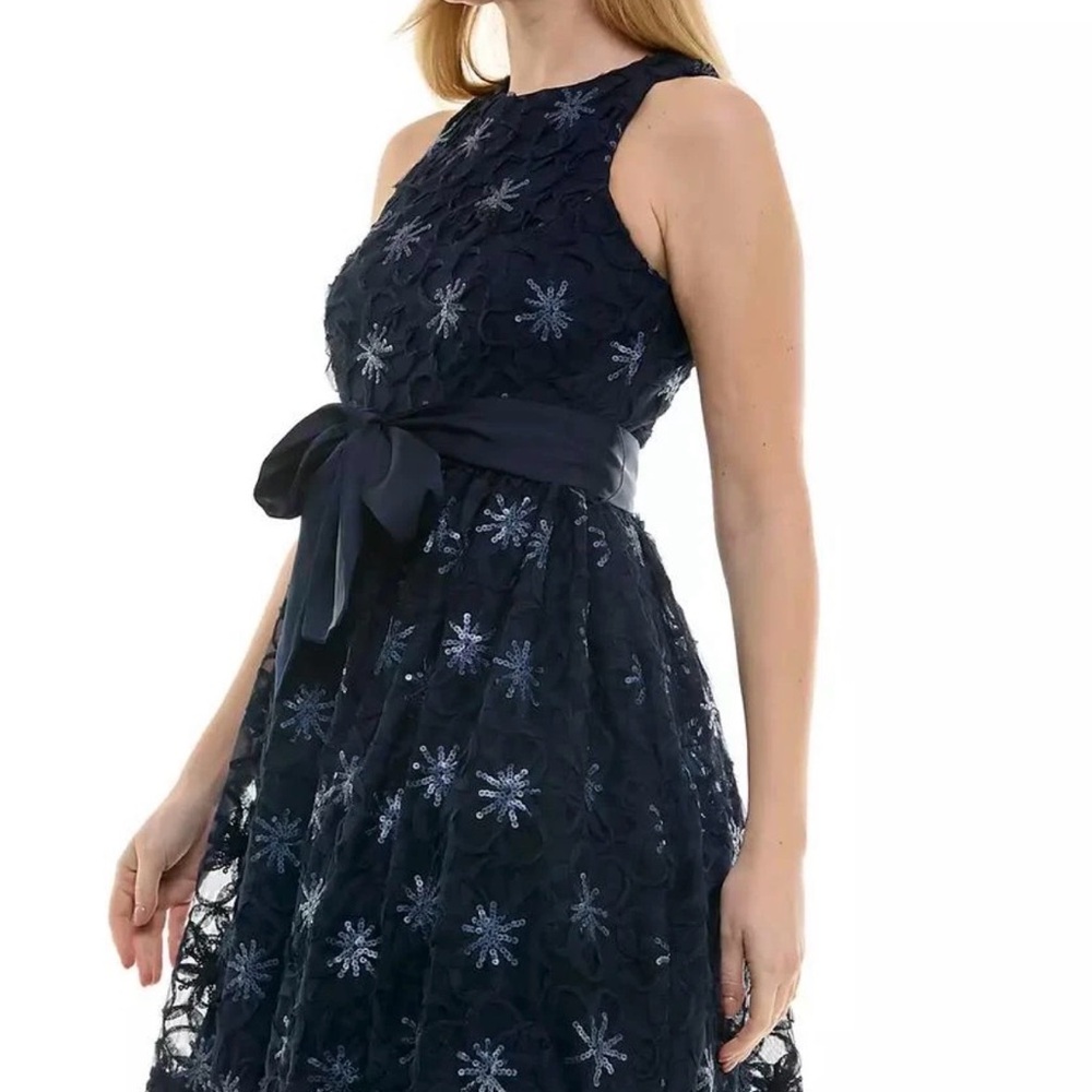 NWT TAYLOR Elegance! Navy Sequined Soutached Sleeveless Dress • Size 12